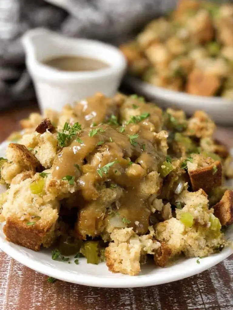 Cozy Crockpot Thanksgiving Stuffing Recipe for Easy Family Meals